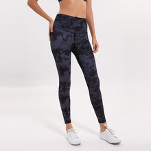 Load image into Gallery viewer, Out Pocket Printed Yoga Pants