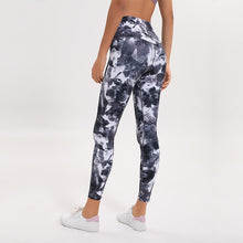 Load image into Gallery viewer, Out Pocket Printed Yoga Pants